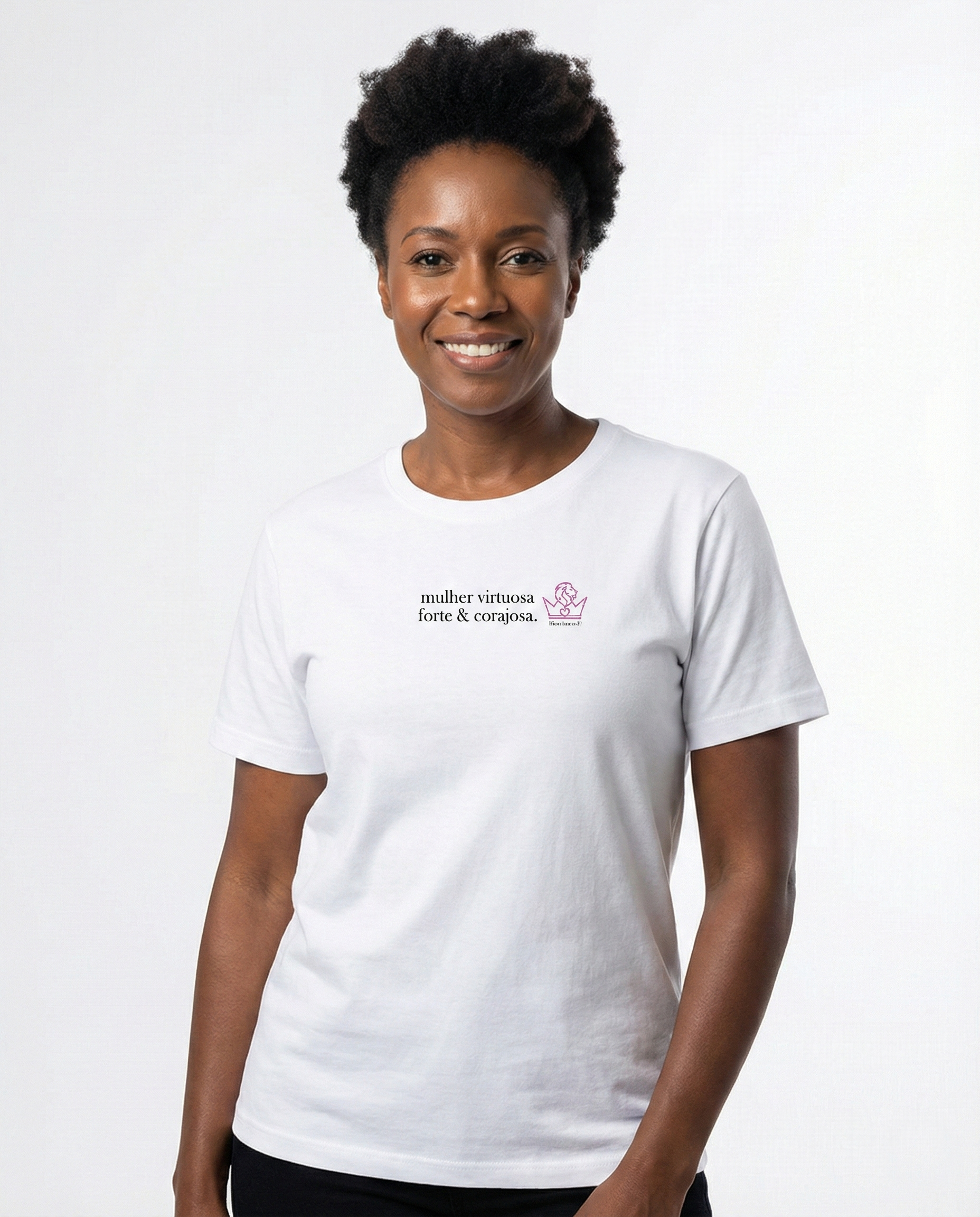 Camiseta Premium Mulher Virtuosa Forte e Corajosa - Provérbios 31